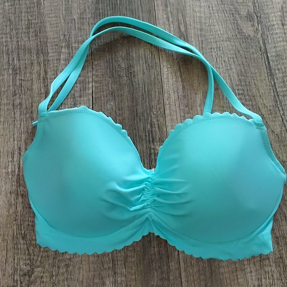 Scalloped edge Victoria's Secret bathing suit top